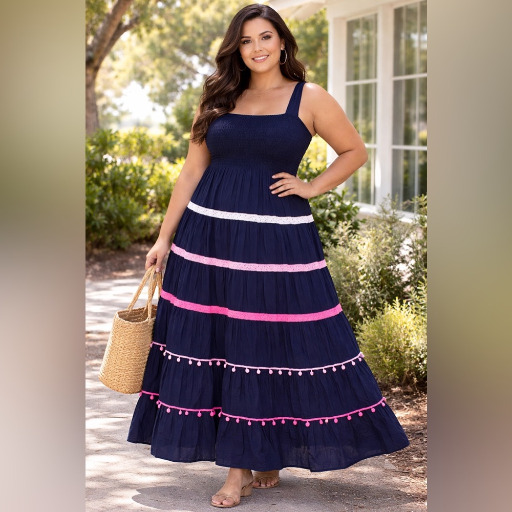 🆕 Crown & Ivy Navy maxi dress, tiered, smocked back, size XL
